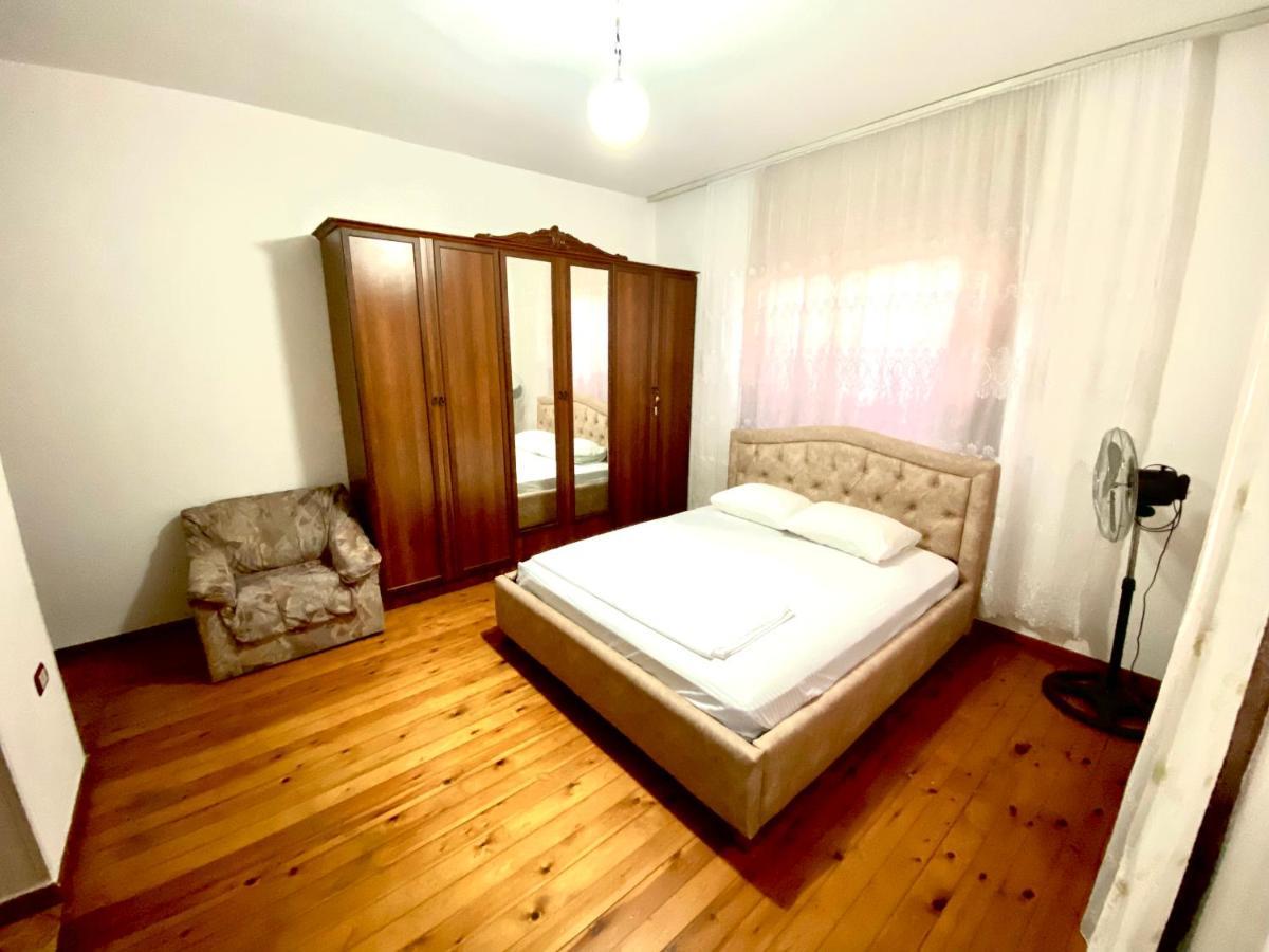 Villa Osmani Durrës 외부 사진