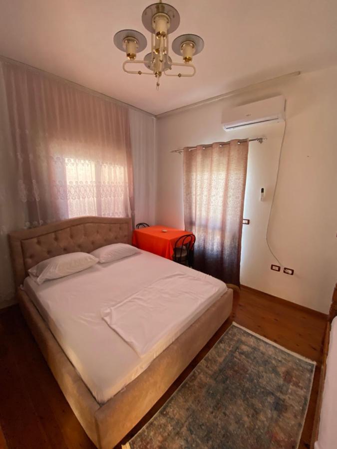 Villa Osmani Durrës 외부 사진