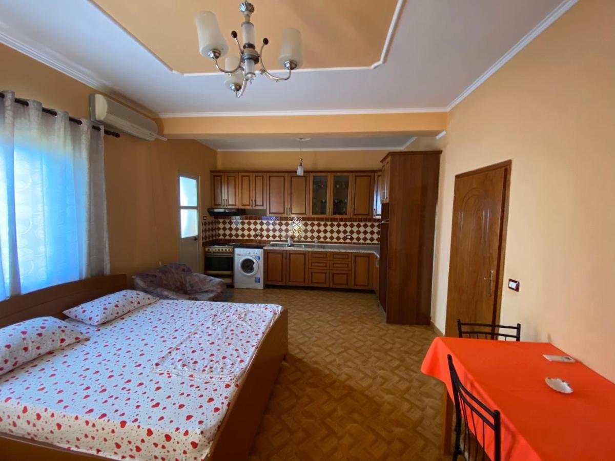 Villa Osmani Durrës 외부 사진