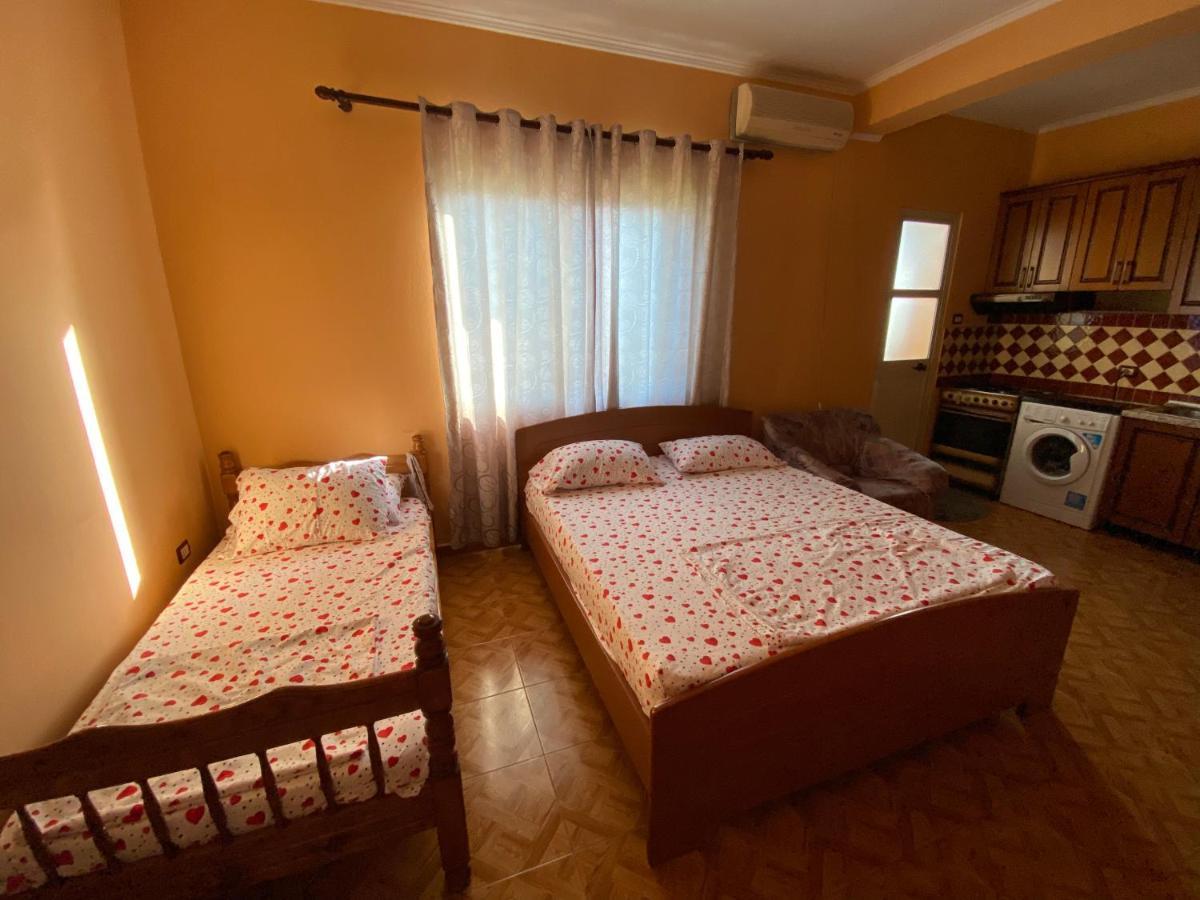 Villa Osmani Durrës 외부 사진