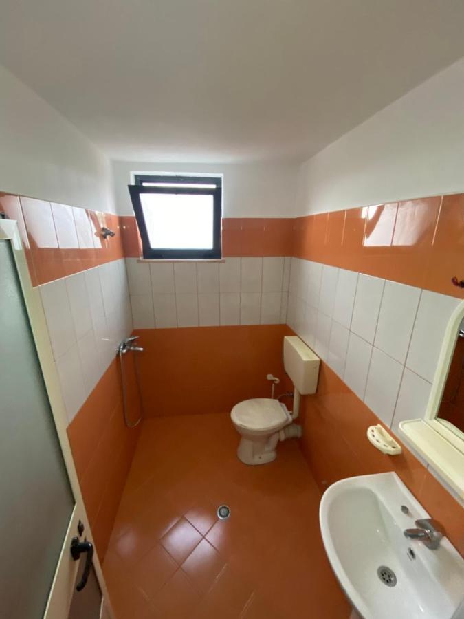 Villa Osmani Durrës 외부 사진